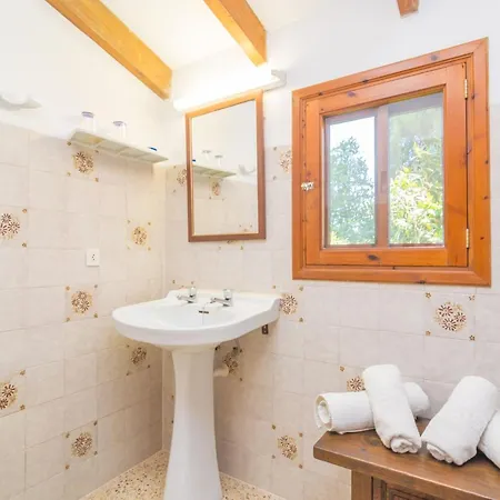 Villa Ferrer - With Private Pool In Pollenca *
